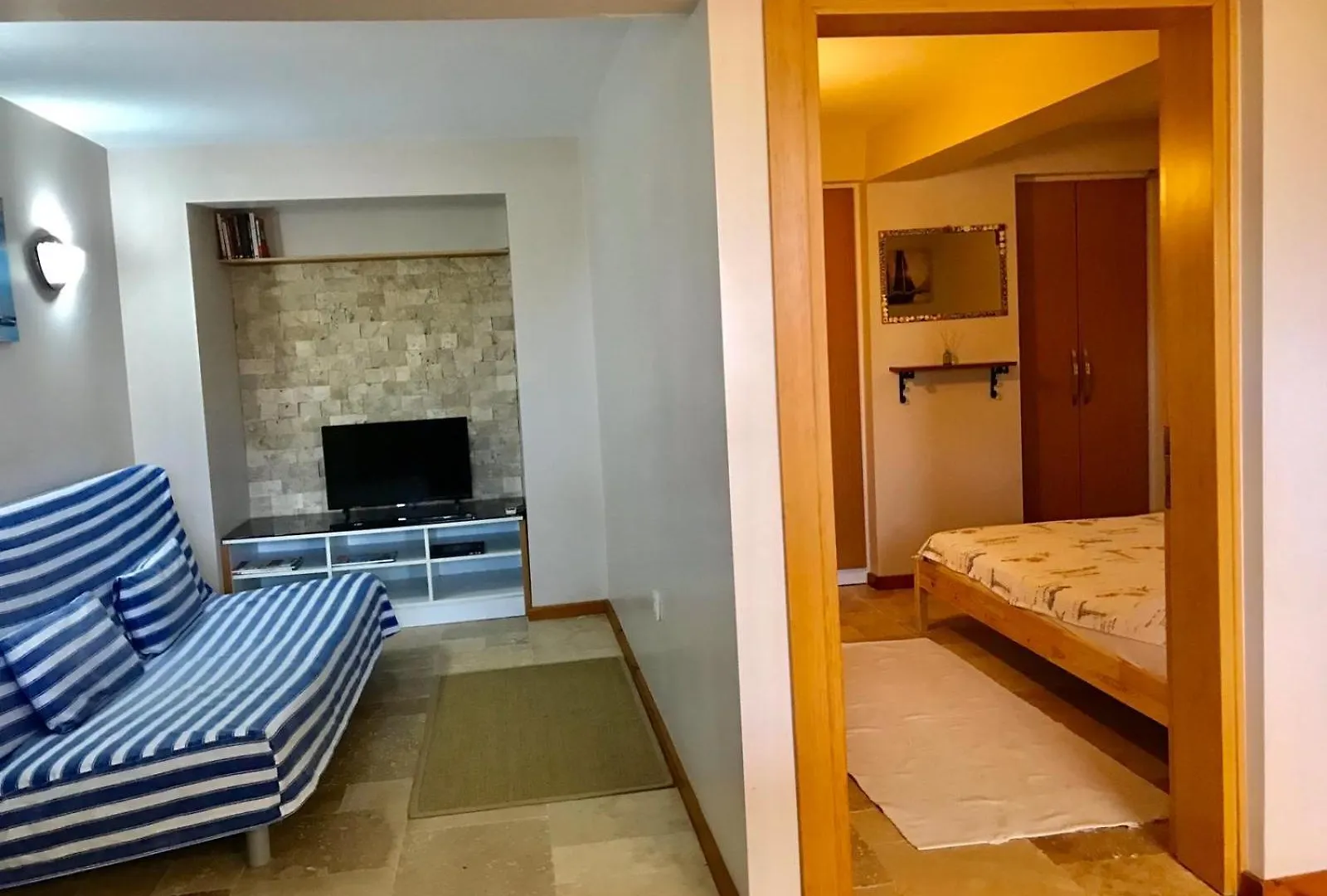 Apartment Tatil Evi Karaburun  Turkey